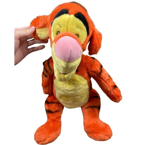 The Disney store 19” tigger plush